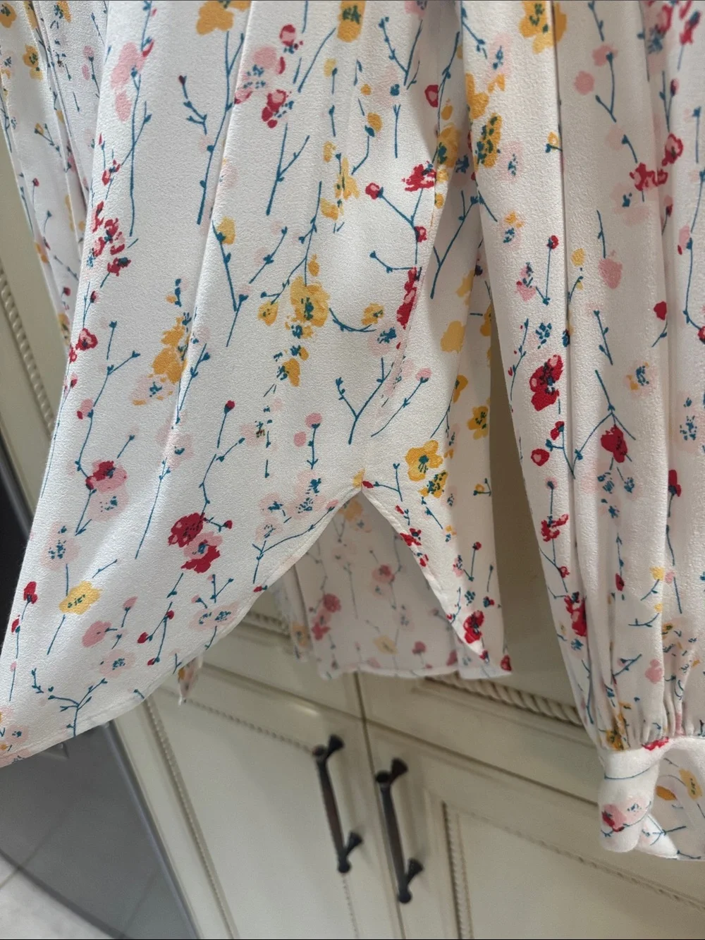 Equipment White Floral Button-Front Blouse Small - Picture 7 of 10